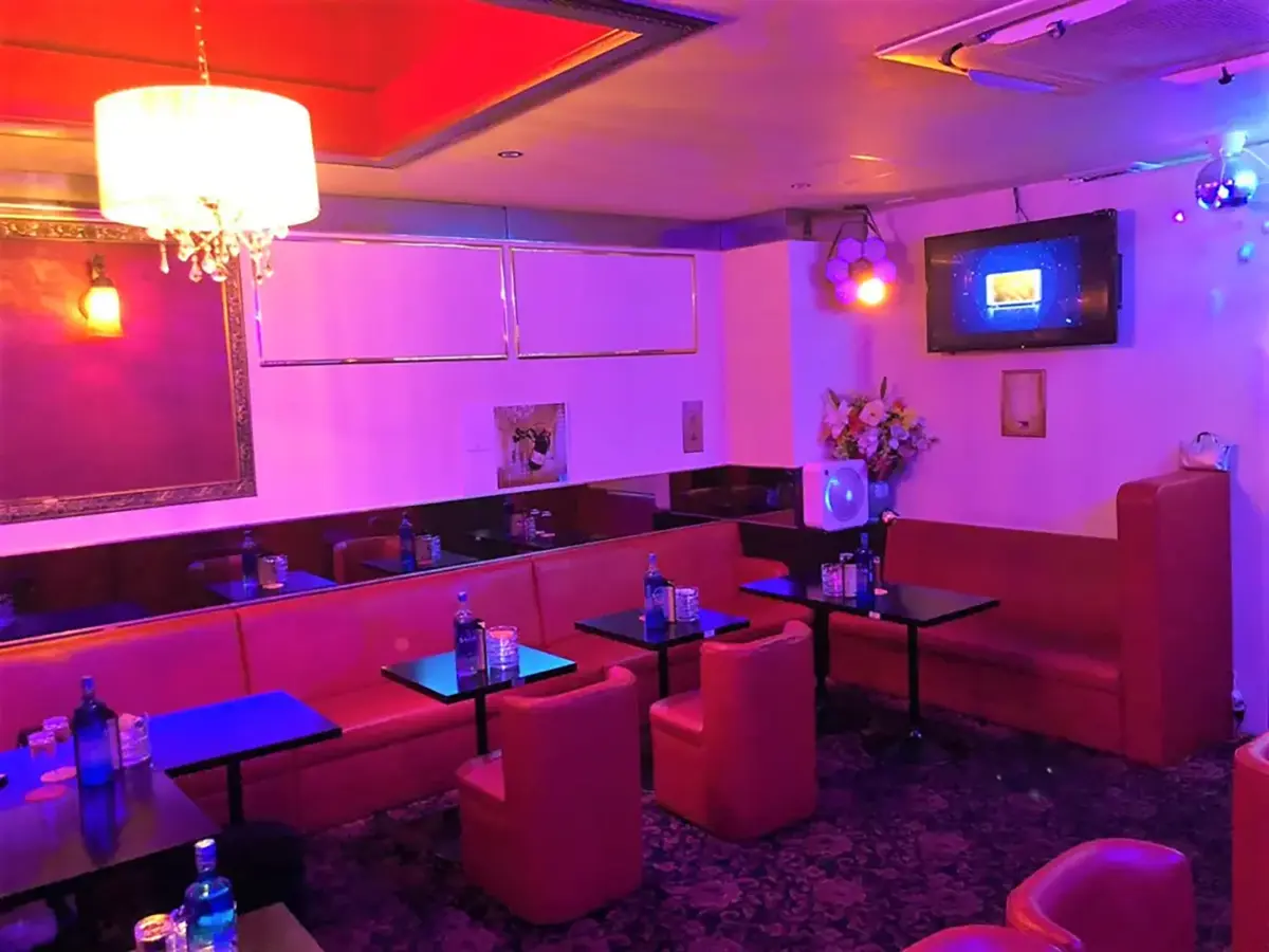 東京・湯島・上野のフィリピンパブ BANANA BOAT(バナナボート)店舗写真