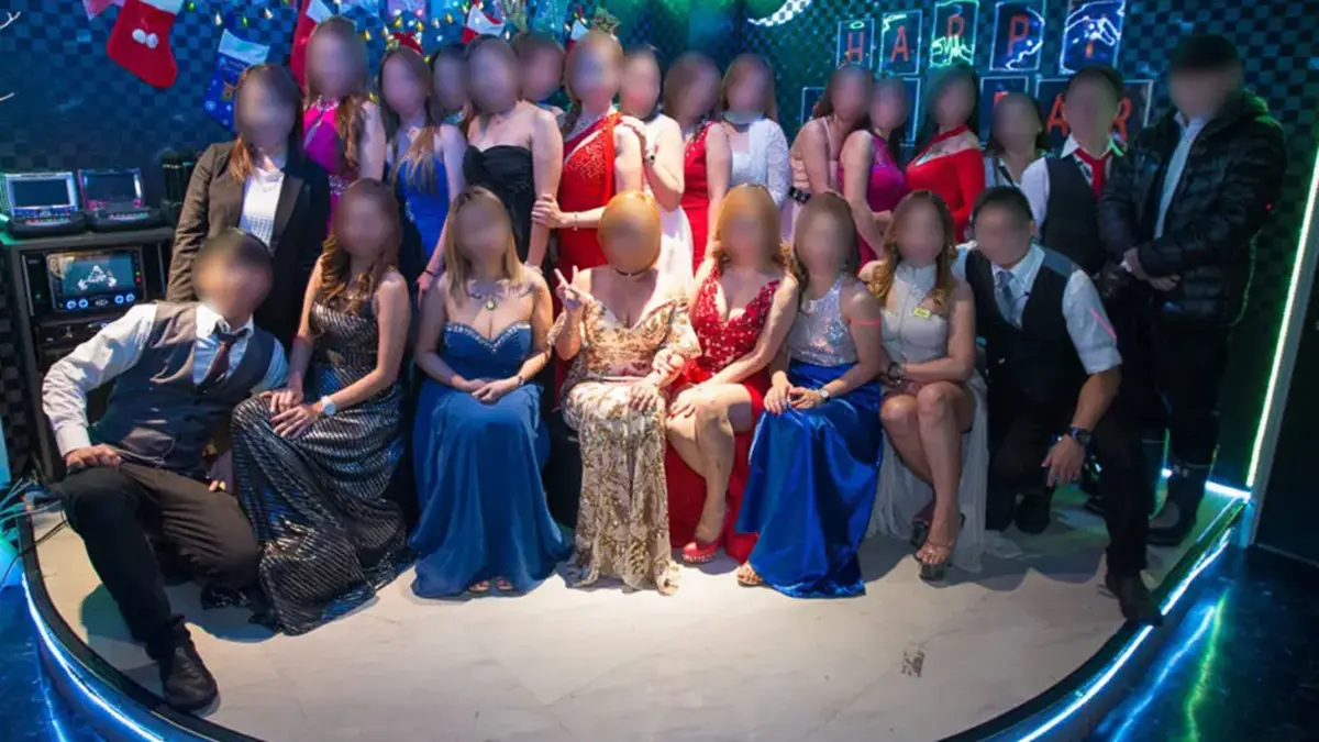 東京都江戸川区西小岩のフィリピンパブ Celebrities(セレブリティース)キャスト集合写真