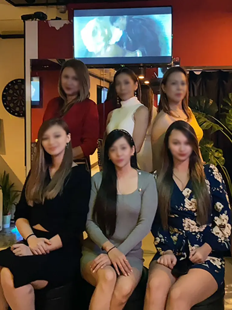 神奈川県大和市中央のフィリピンパブ Majesty(マジェスティ)キャスト集合写真