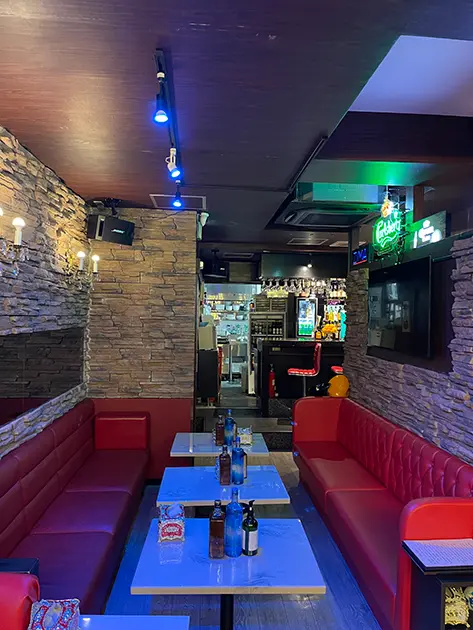 インターナショナルクラブ MANGO(マンゴ)|上野・御徒町・湯島|店内写真