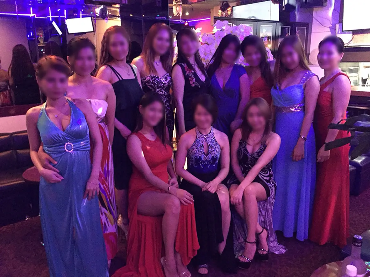 東京都江戸川区西葛西のフィリピンパブ Mayon2(マヨン2)キャスト集合写真