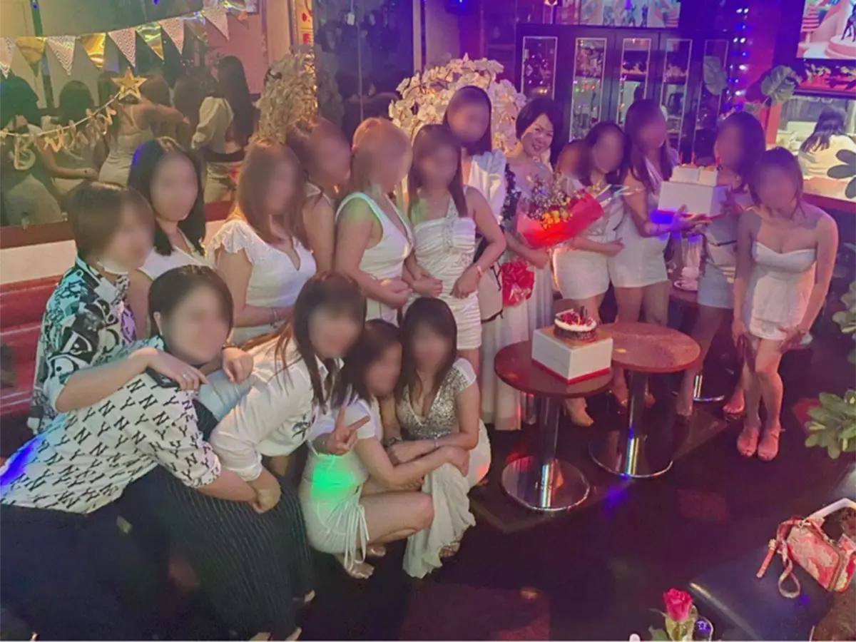 東京都江戸川区西葛西のフィリピンパブ Mayon2(マヨン2)キャスト集合写真