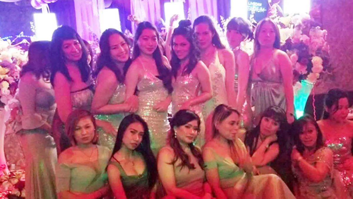 千葉県松戸市のフィリピンパブ NEW TROPICANA(ニュートロピカーナ)キャスト集合写真