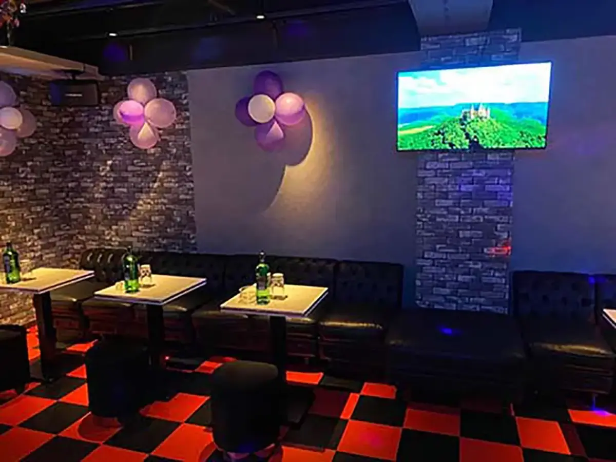 埼玉県新座市東北のフィリピンパブ Queen(クイーン)店舗写真