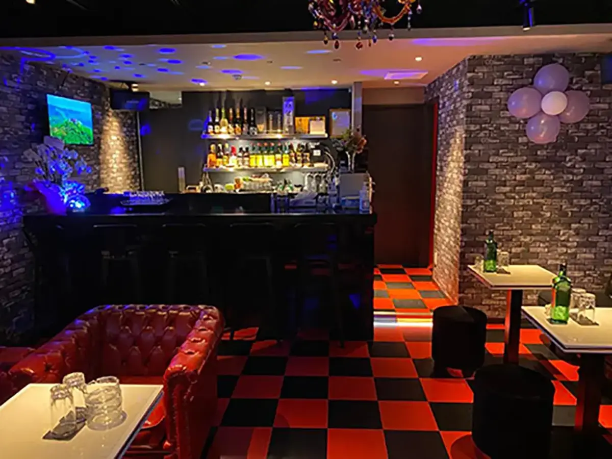 埼玉県新座市東北のフィリピンパブ Queen(クイーン)店舗写真